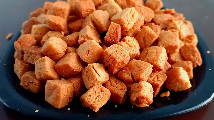 Traditional Crispy Shakarpara – Sweet & Crunchy Indian Snack 400gm