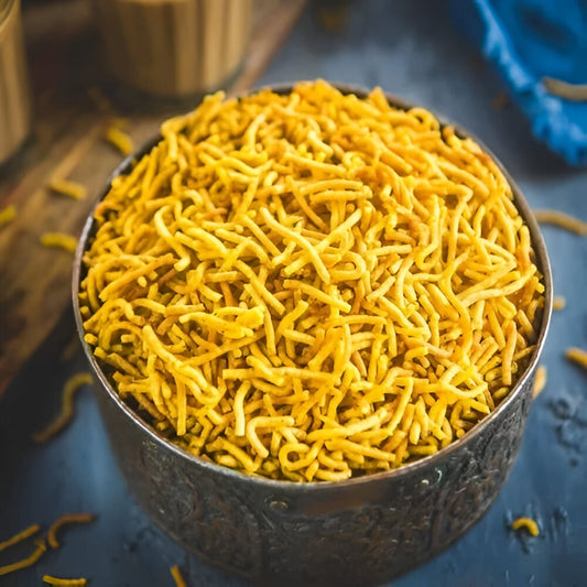 Aloo Bhujia & Sev – Crispy, Spicy & Irresistible Namkeen 400gm